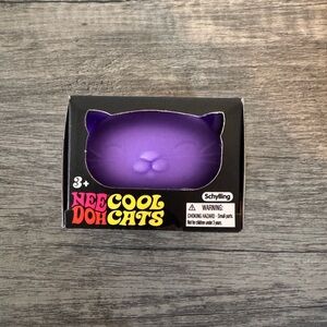 NeeDoh Cool Cats Purple Cat Squeeze Toy